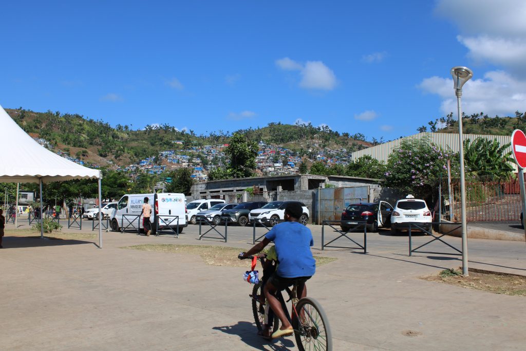 Mamoudzou, vélo, Kawéni, jeune,