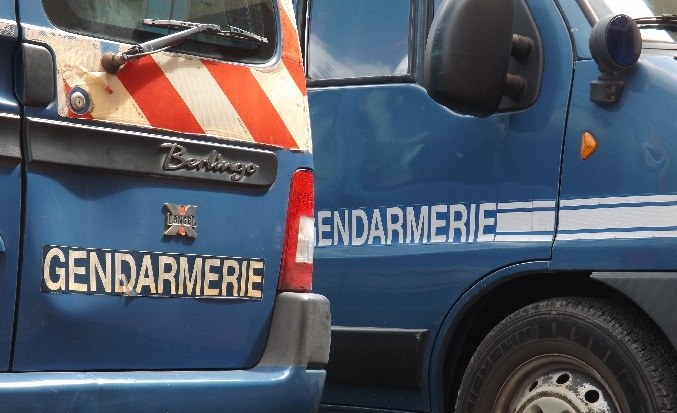 Une enquête est ouverte par le parquet pour déterminer les motifs.