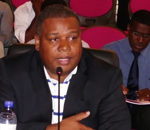 Daniel Zaïdani défend sa gestion